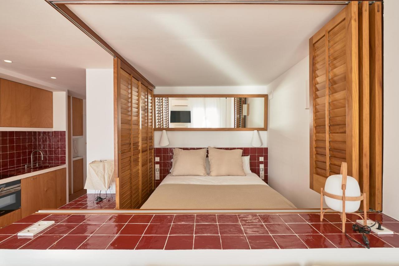 Beachfront Suite In Cadaques Center Екстер'єр фото