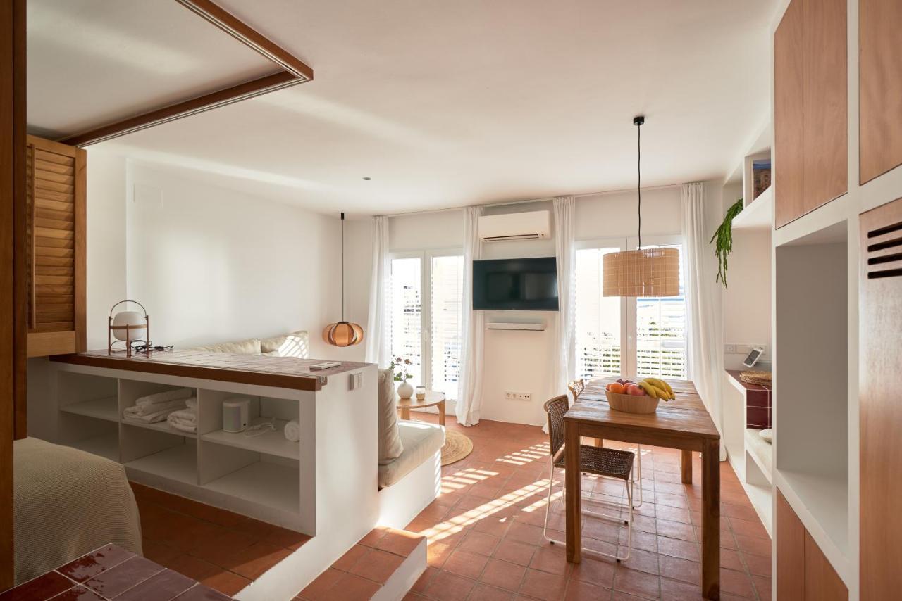 Beachfront Suite In Cadaques Center Екстер'єр фото
